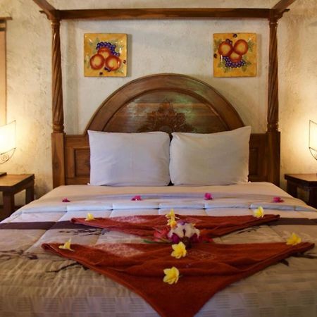 Lombok Stanley Garden Villas Montongbuwoh Exterior foto