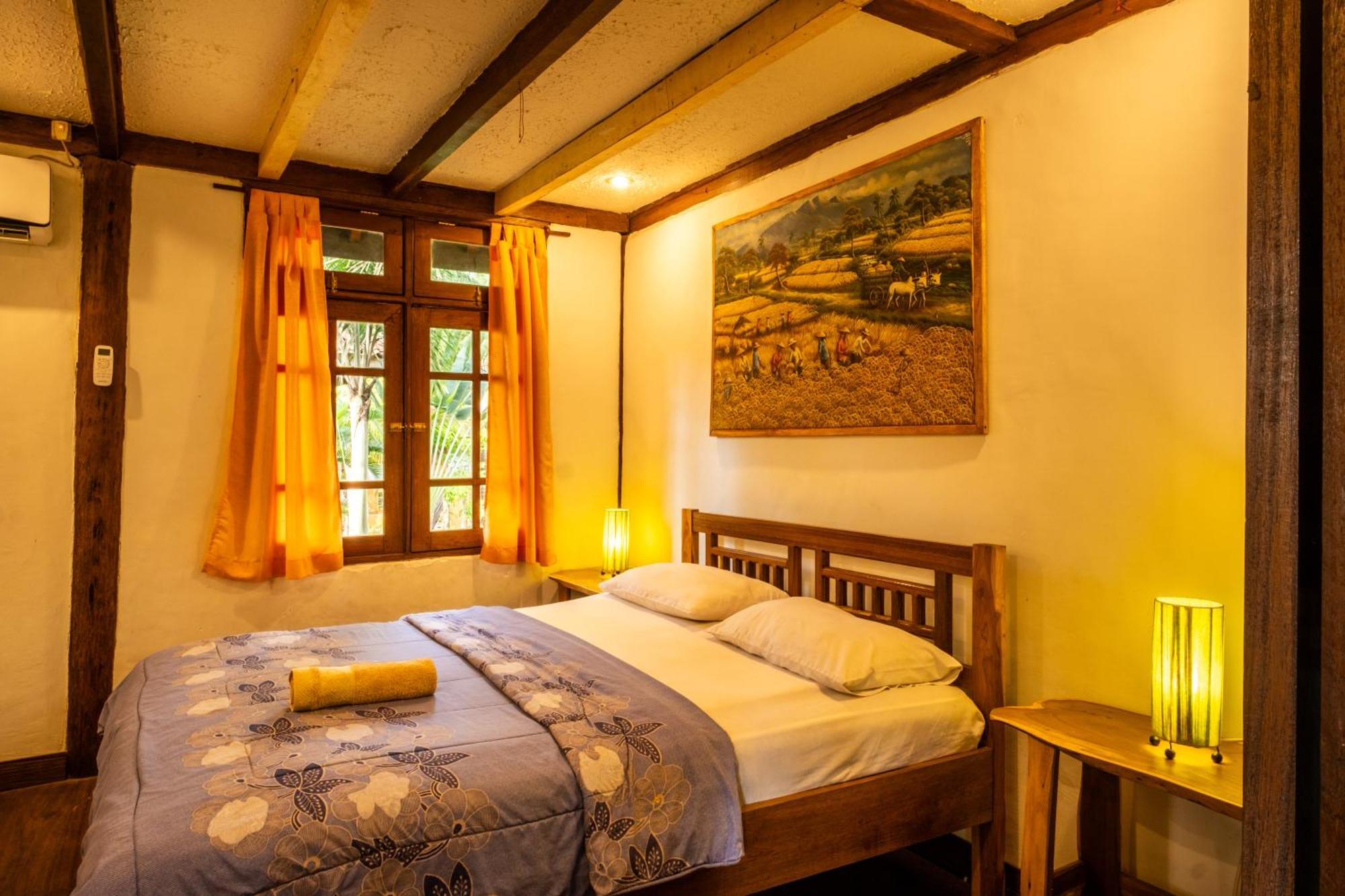 Lombok Stanley Garden Villas Montongbuwoh Exterior foto