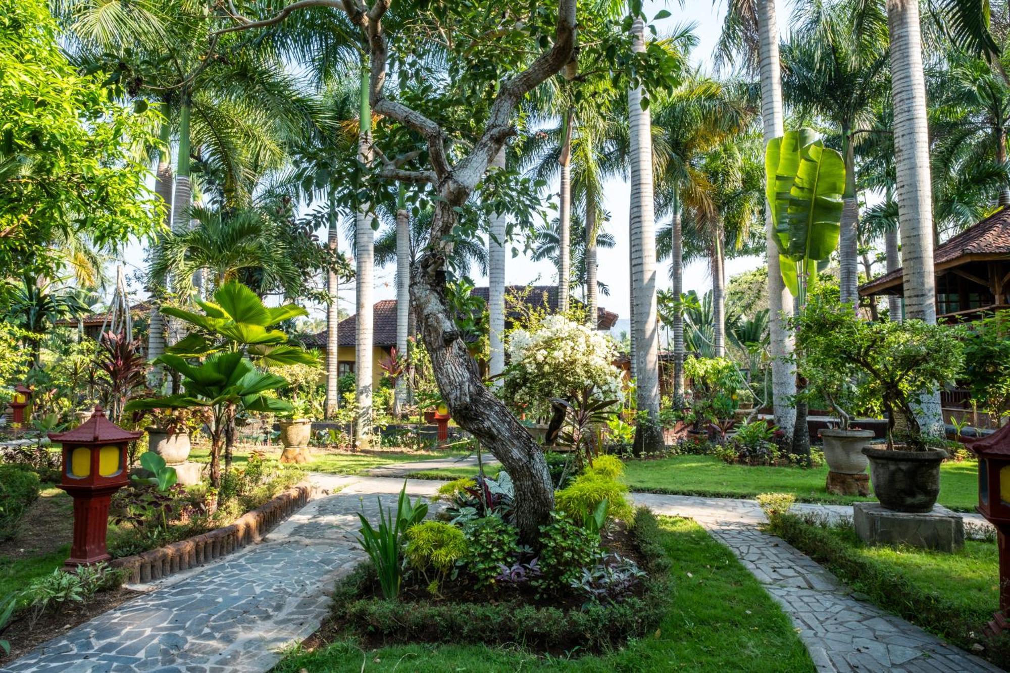 Lombok Stanley Garden Villas Montongbuwoh Exterior foto